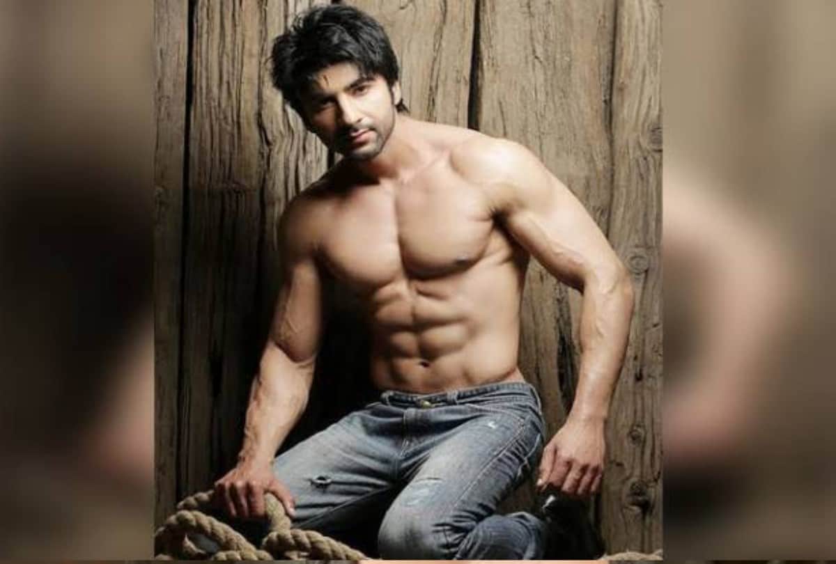 tv actor aansh arora Brutally Beaten Up By Ghaziabad Police