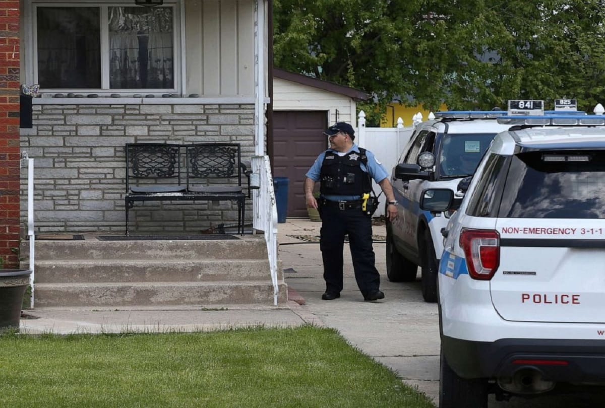 Pregnant Teenager women Murdered Baby Cut From Womb police In america Chicago