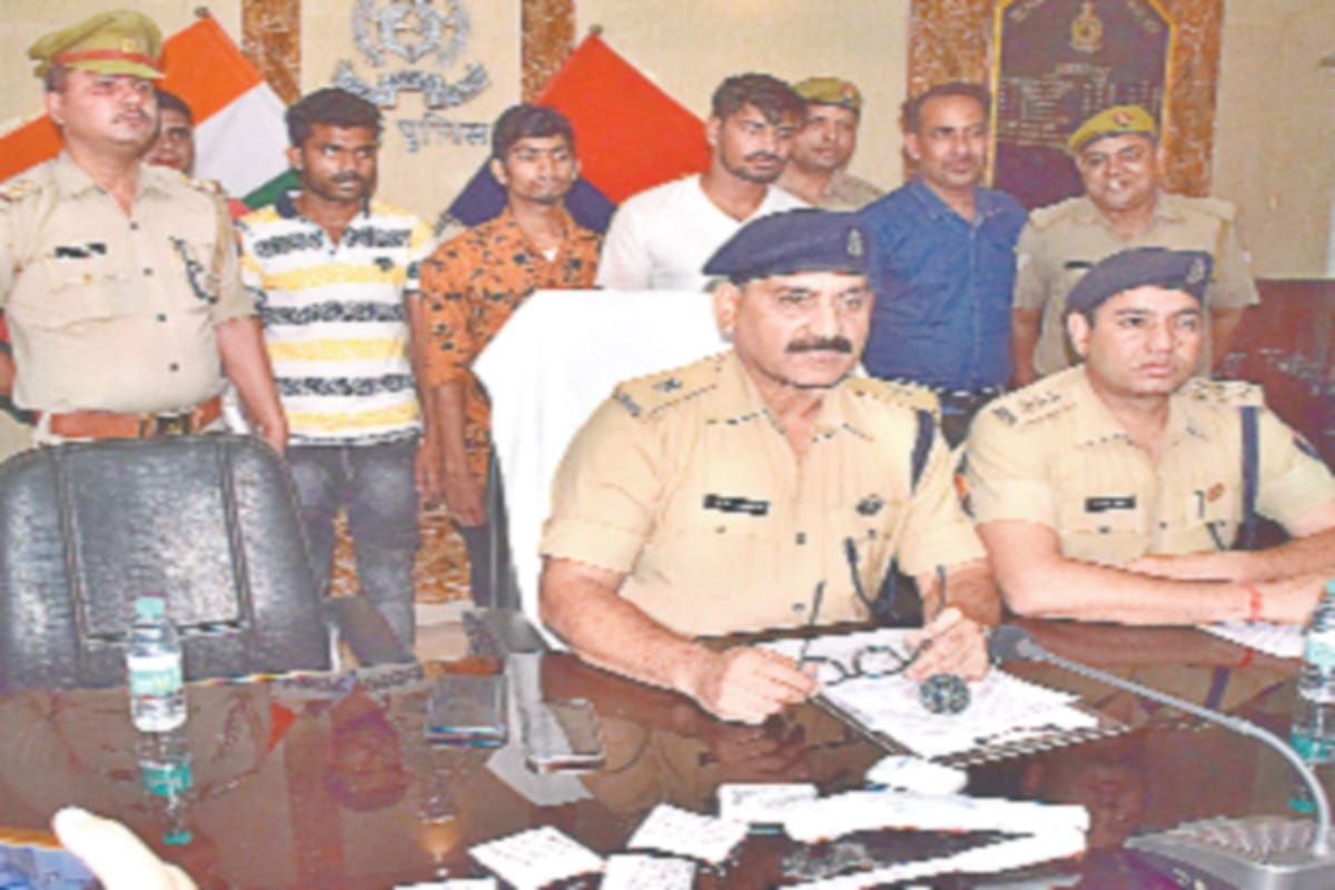 Petrol Pump Exploited, Three Badmash Arrested Of D-112 Gang