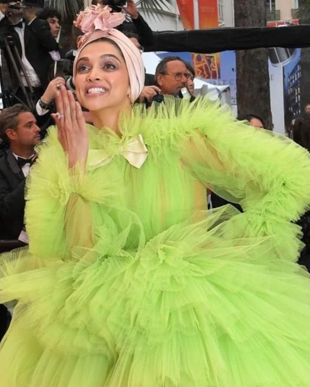 cannes 2019 deepika padukone miss ranveer singh here tweet