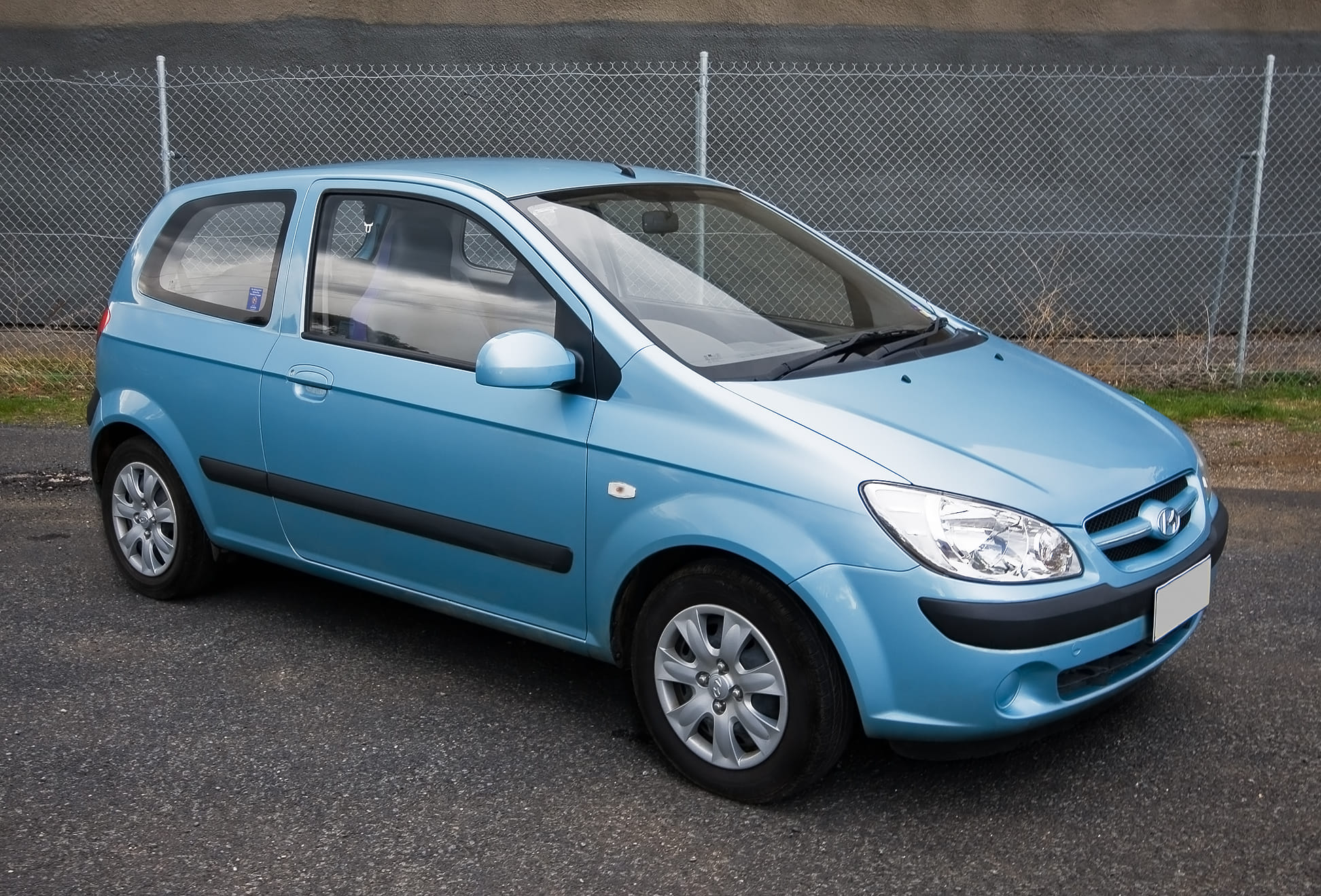 Top 5 100 bhp legend cars available in used car  market in india at rs 1 lakh