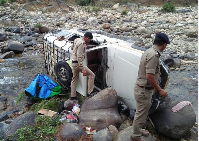 Eight passengers survived in the Bolero River
