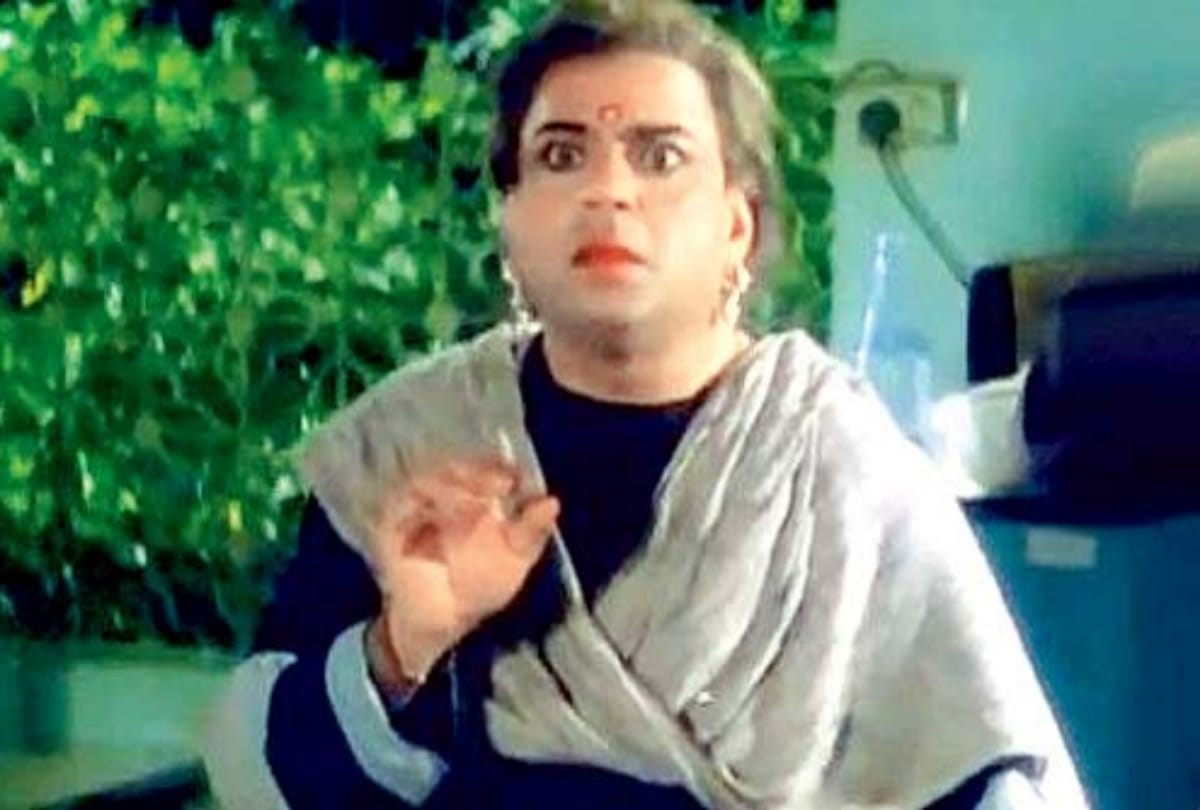 Mahesh Manjrekar Sadashiv Amrapurkar Ashutosh Rana Paresh Rawal Prashant Narayanan and Ravi Kishan has played Transgender Role In Films