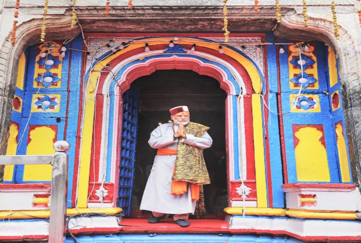kedarnath: PM Modi looks special in Himachali Topi and Ladakhi Gauncha