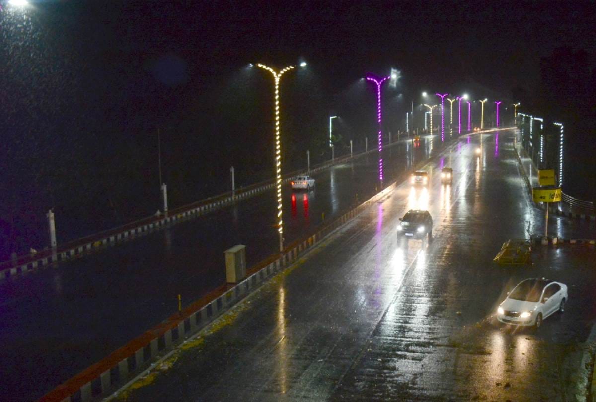 temperature do down due to rain in lucknow