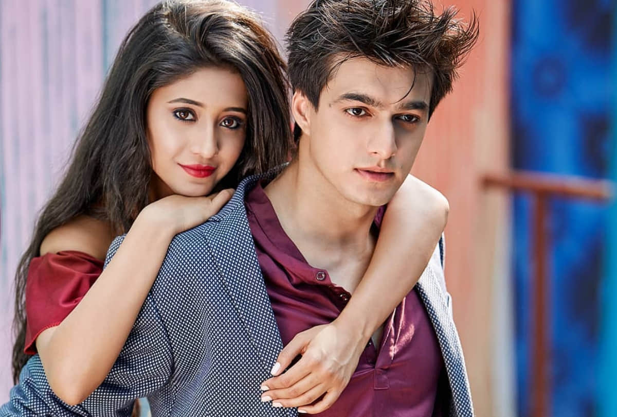 Yeh Rishta Kya Kehlata Hai Actress Shivangi Joshi Grandfather Passes Away on Her Birthday