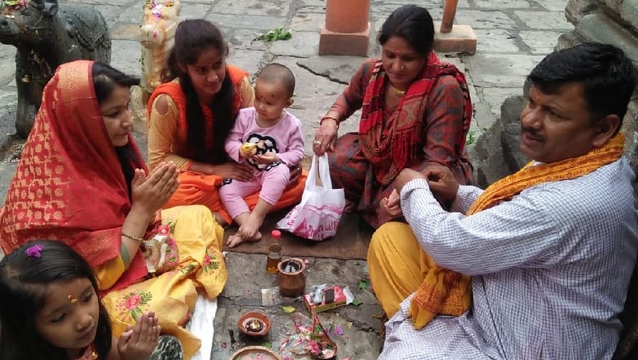 Huge crowd of pilgrims in temples on Buddha Purnima