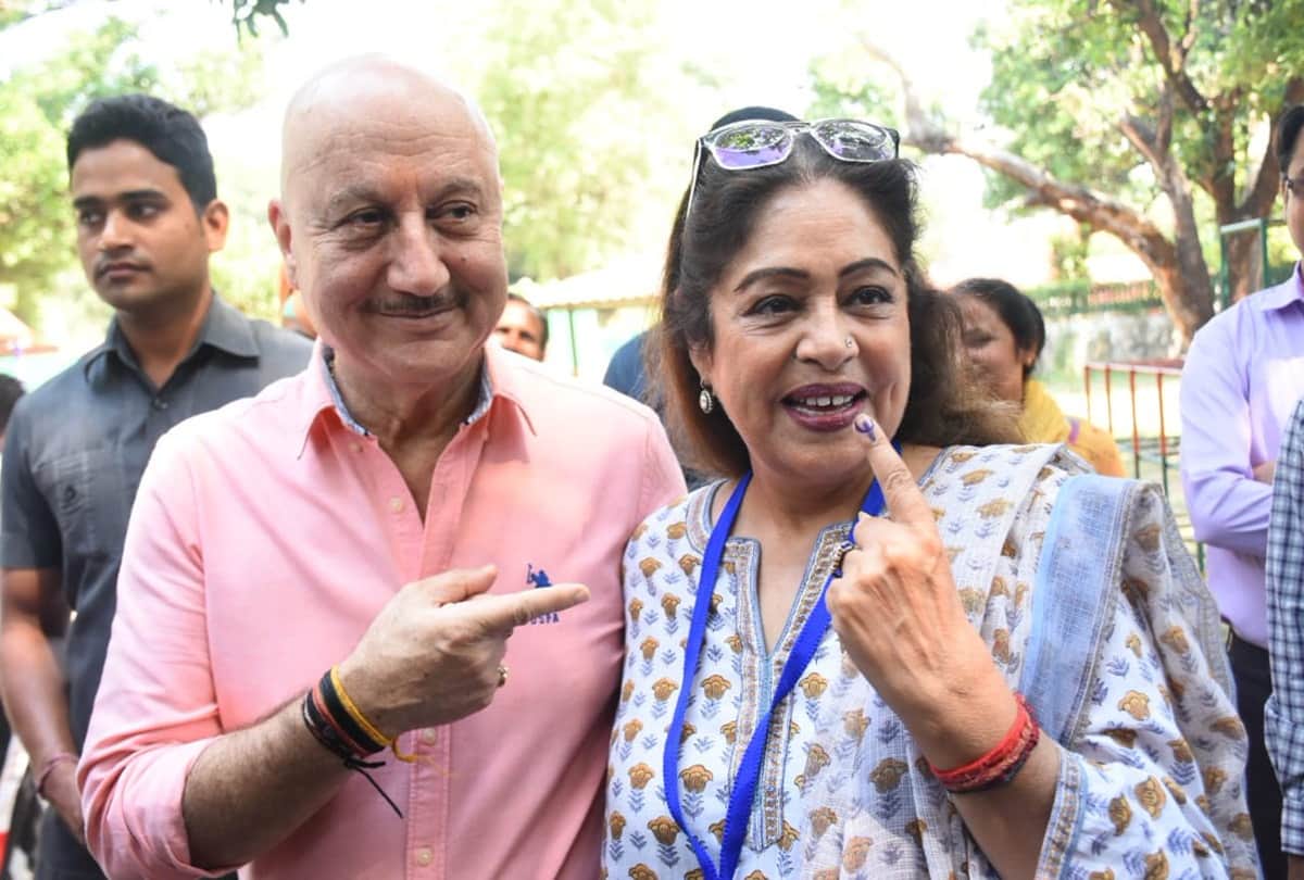 Anupam kher urge voters to vote for kirron kher LokSabha Election