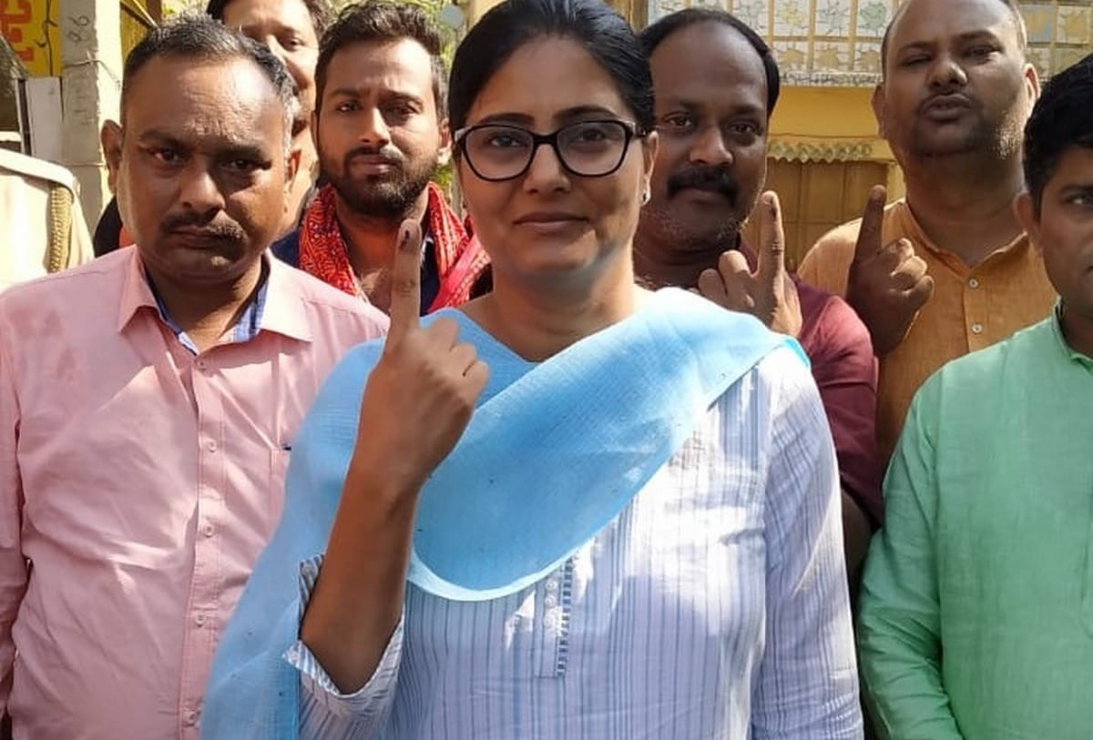 Mirzapur MP Anupriya Patel accuses DM of obstructing development work