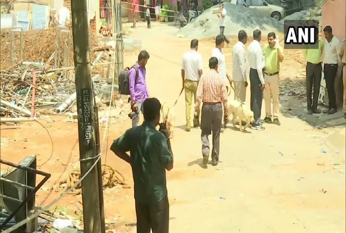 One person died in explosion outside residence of congress MLA Munirathna in Vyalikaval karnataka