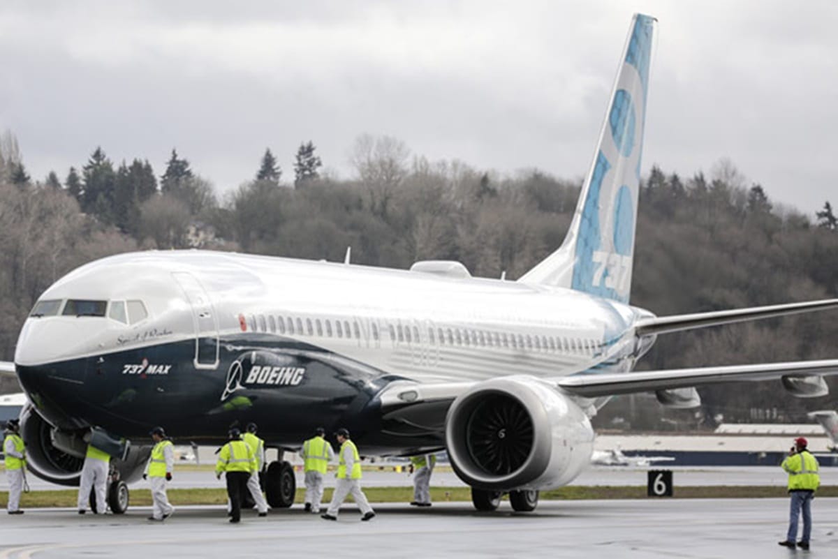 boeing says it is hopefull to start 737 max flying by january 2020