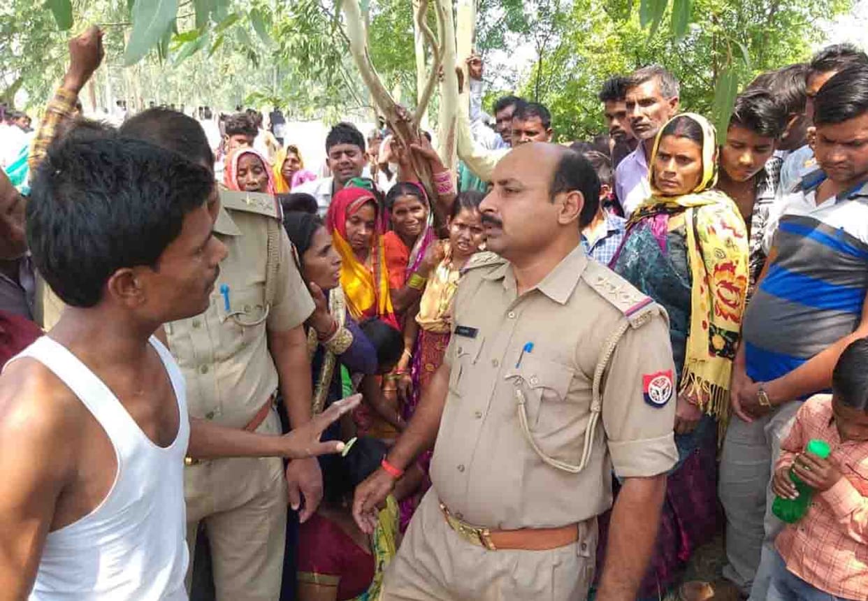 boy found dead in field in hardoi district