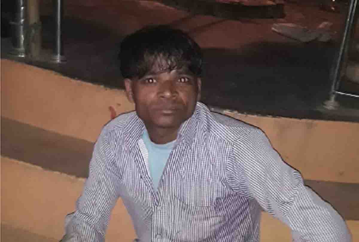 man furore in temple of etawah
