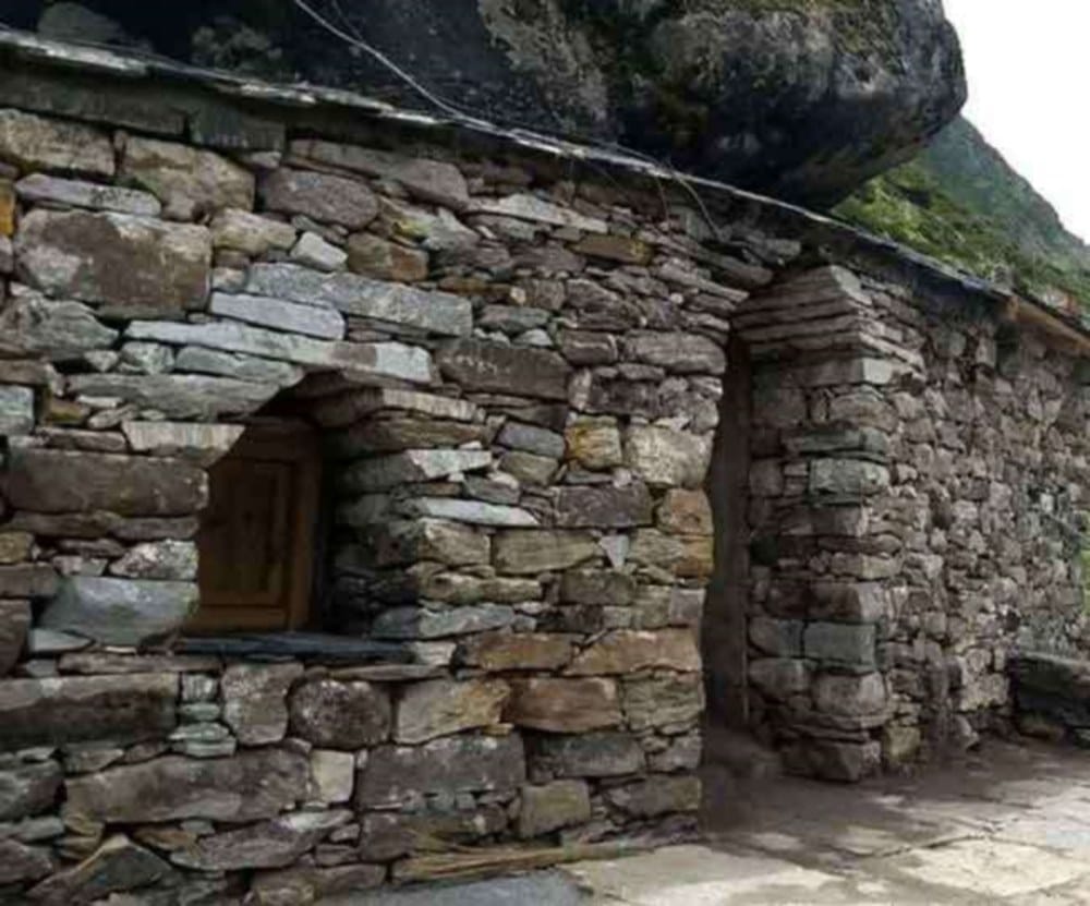 pm modi Meditation cave at Kedarnath If you have to wait there must read this