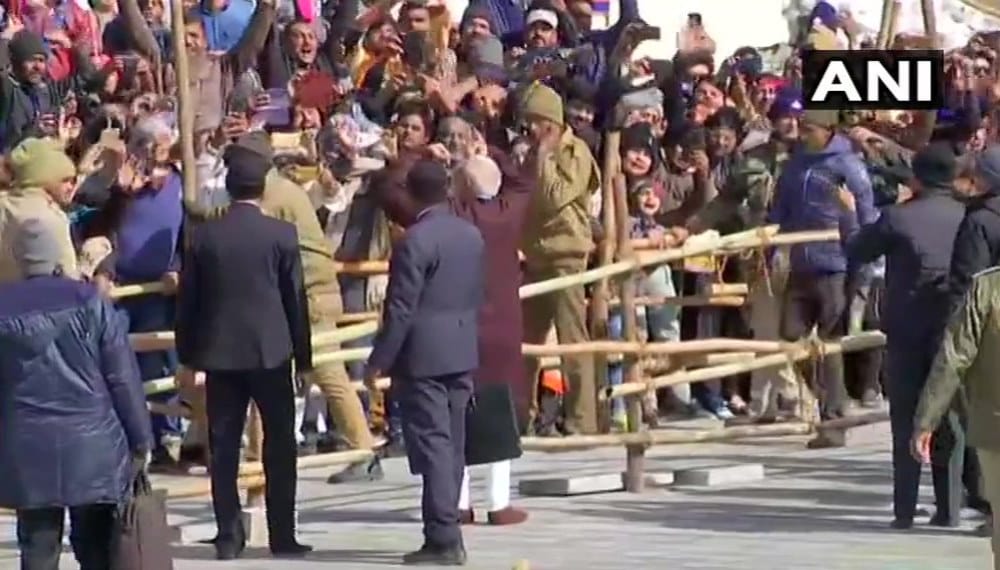 pm modi uttarakhand kedarnath visit PM Modi breaking security and arrives near public