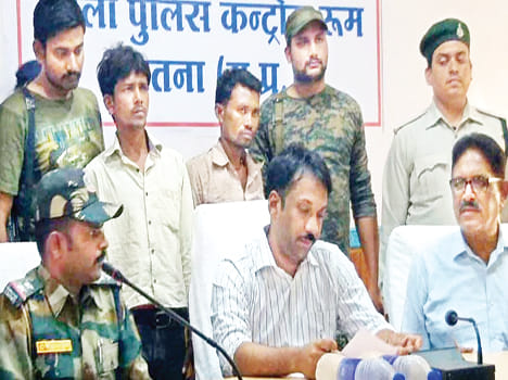 baagh ke teen hatyaaropiyon mein do ko pulis ne dabocha