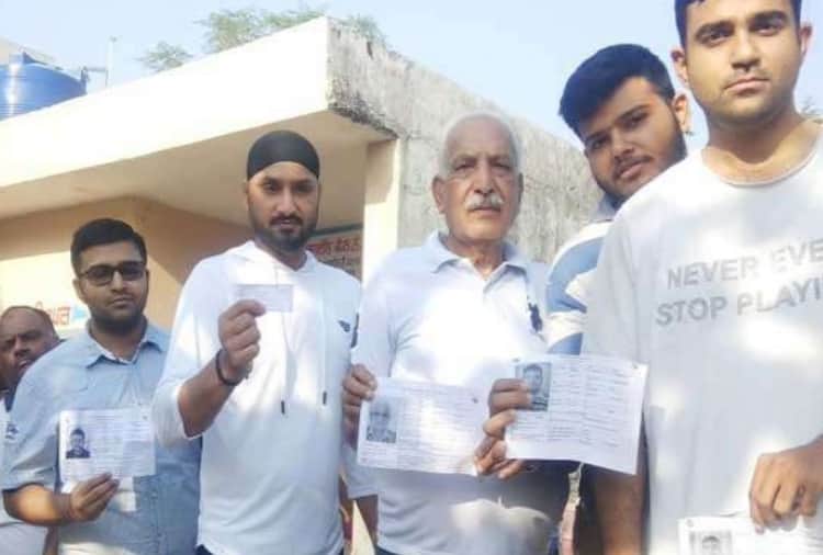 Lok sabha elections 2019, Celebrity voters in punjab