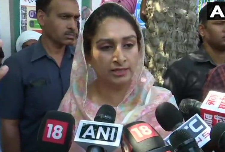 Lok sabha elections 2019, Minister Harsimrat Kaur says, Congress wants to win with disorder riots