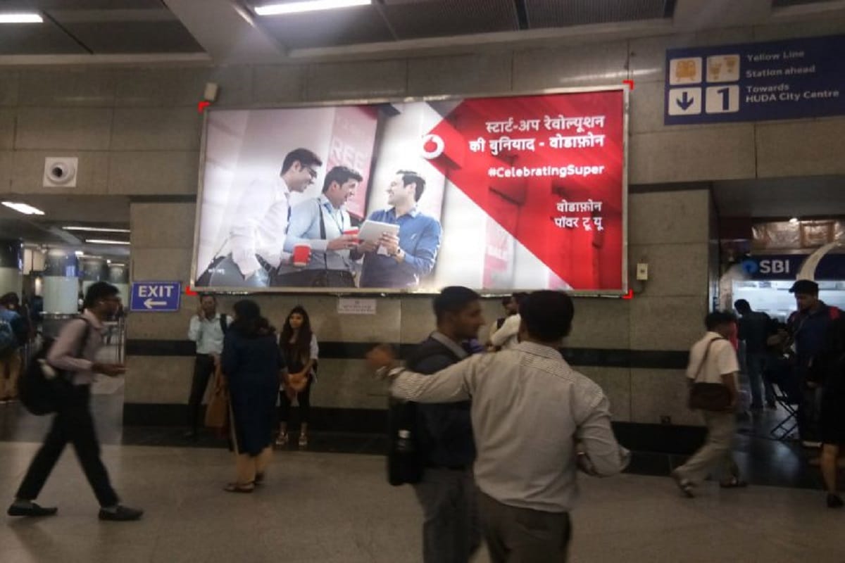 Indian Railway will install video wall in stations of Delhi for better facilities