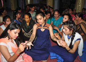 sung mangal geet, mehdi for manu