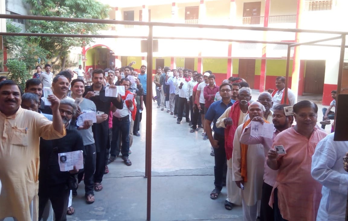 Lok Sabha Elections 2019 7th Phase Voting In varanasi chandauli mirzapur mau ballia live update