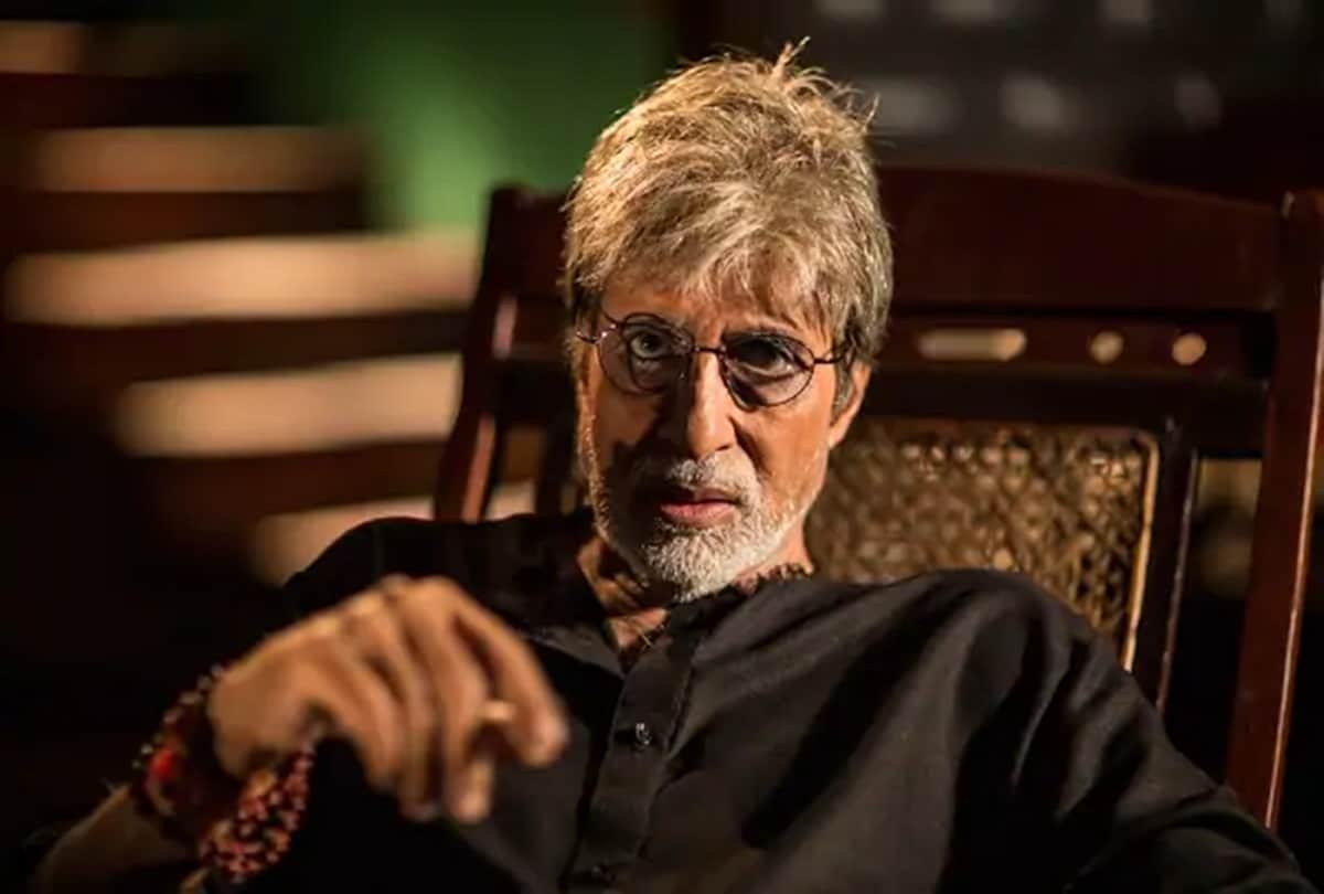 Before Swearing in Ceremony of Modi Sarkar 2 These Actors Who have Played politician role In Films