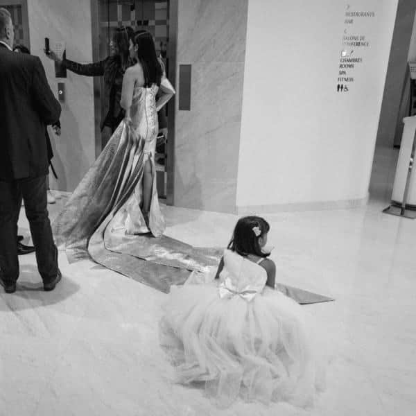 aishwarya rai daughter aaradhya bachchan setting her mommy dress at cannes 2019