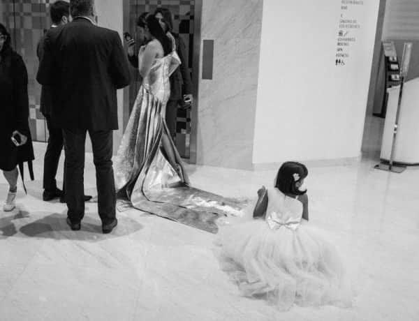aishwarya rai daughter aaradhya bachchan setting her mommy dress at cannes 2019