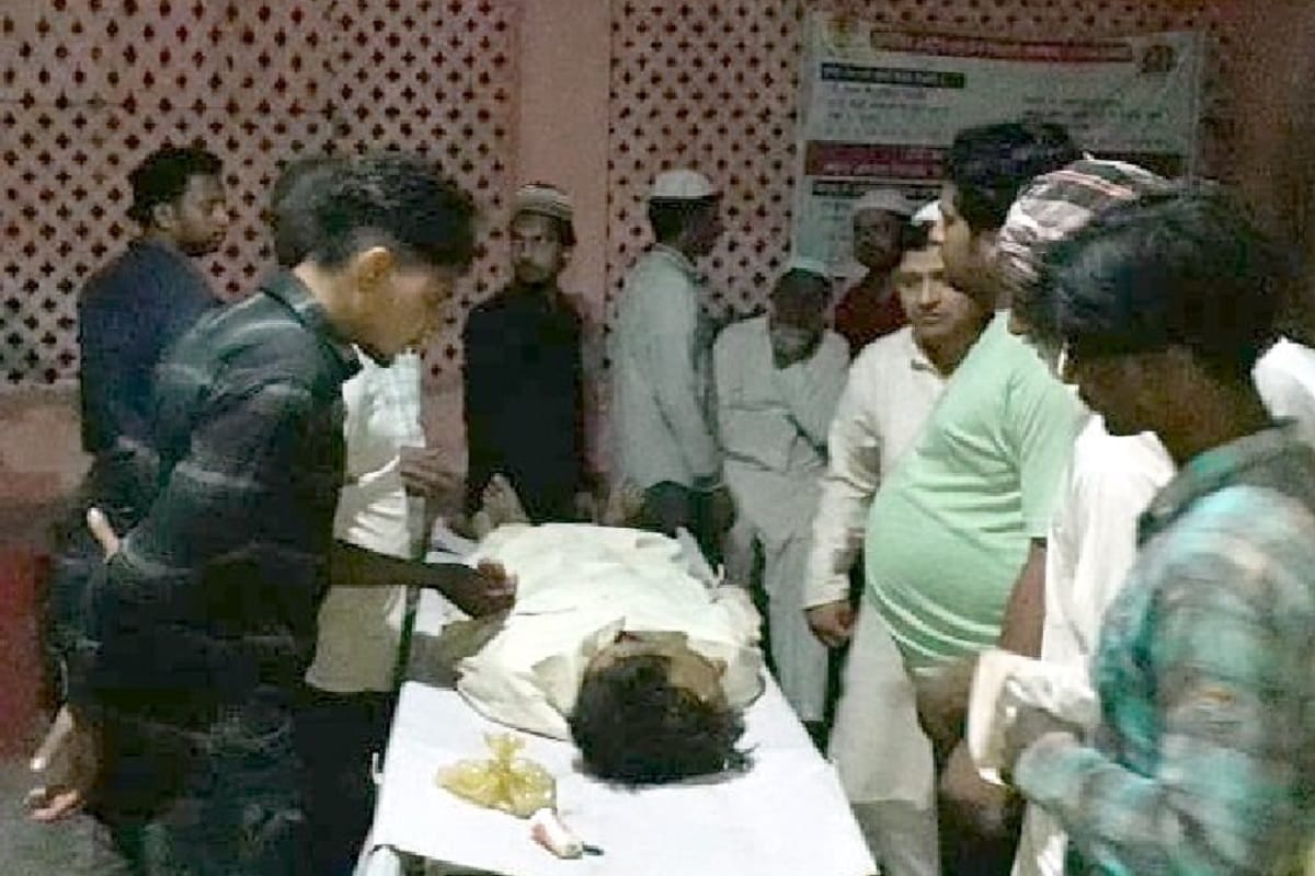 The old man killed and eight peoples injured in road accident at Shamli