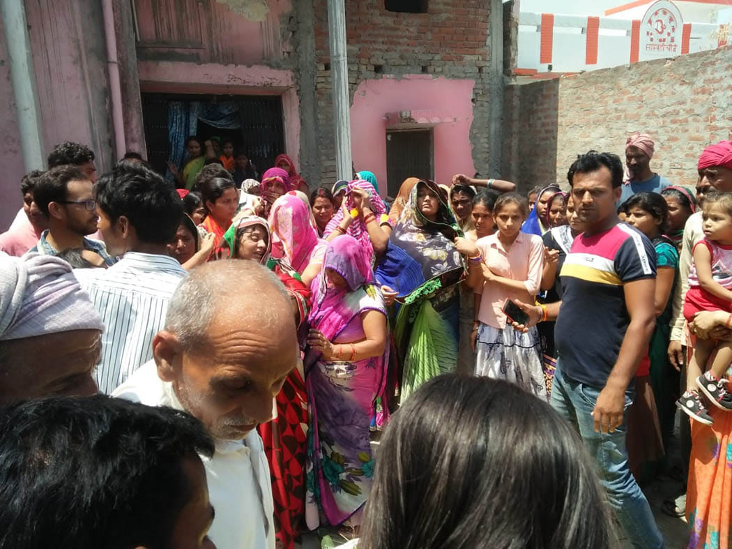 हादसों में युवक की मौत, मां-बेटे समेत तीन घायल