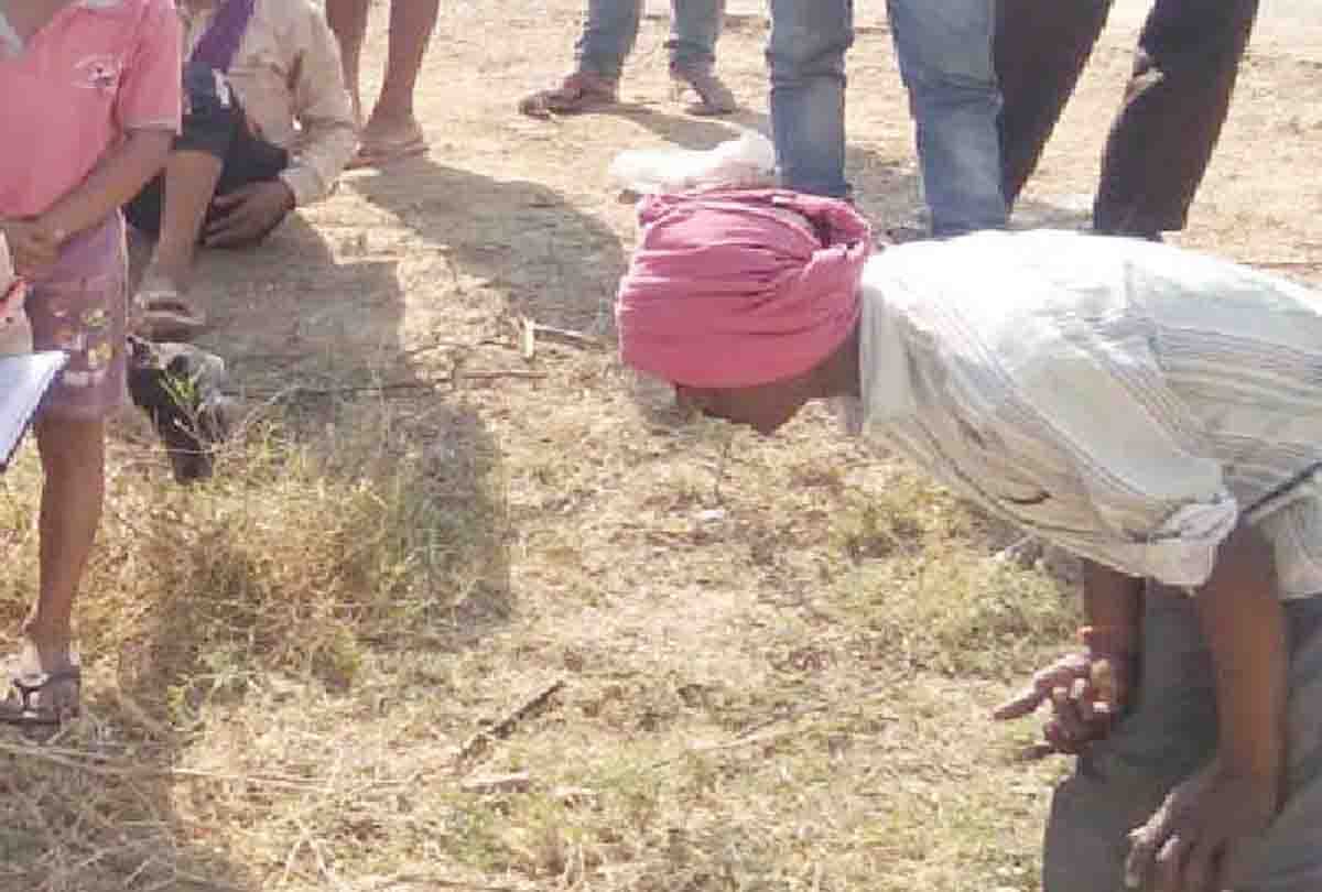 wife kills husband with lover in extramarital affair