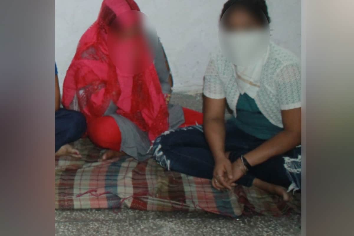 Sex racket case open in Meerut and arrested three accused including women