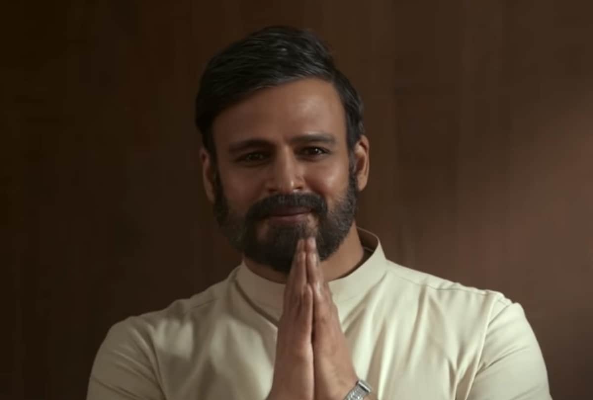 pm narendra modi biopic new poster out Special screening in Delhi today