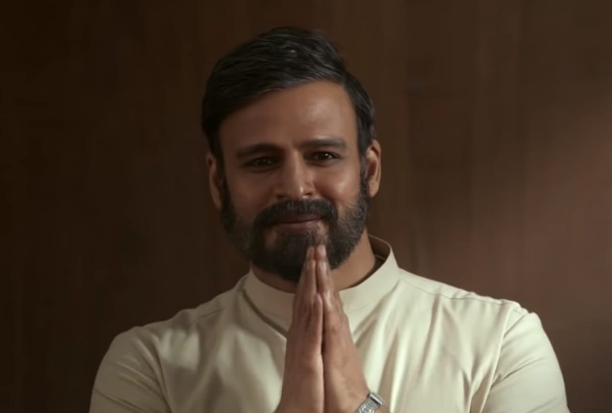 PM Narendra Modi Biopic here are Some Reactions on vivek oberoi Film