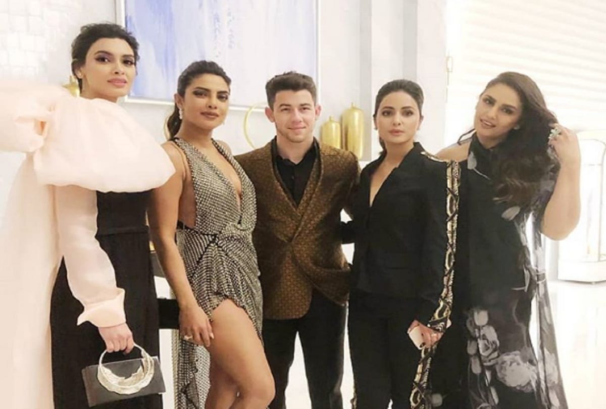 Cannes 2019 Priyanka Chopra Nick Jonas romantic picture viral