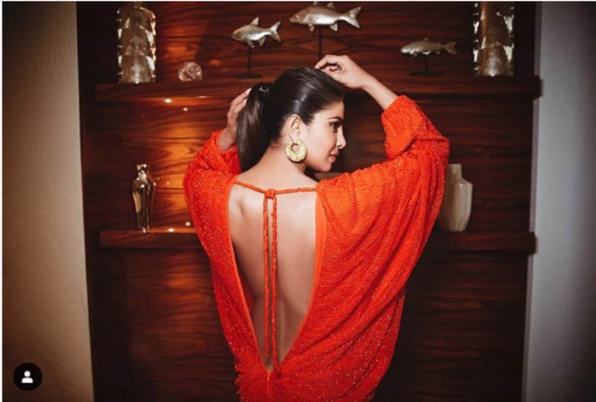 Cannes 2019: Priyanka Chopra looks stunning in fiery red with Nick Jonas