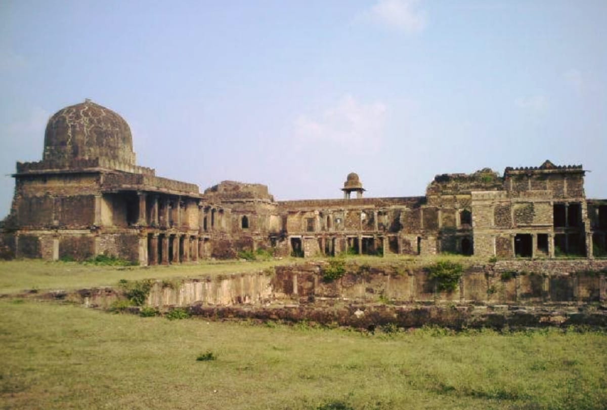 Miraculous paras patthar in raisen fort Bhopal