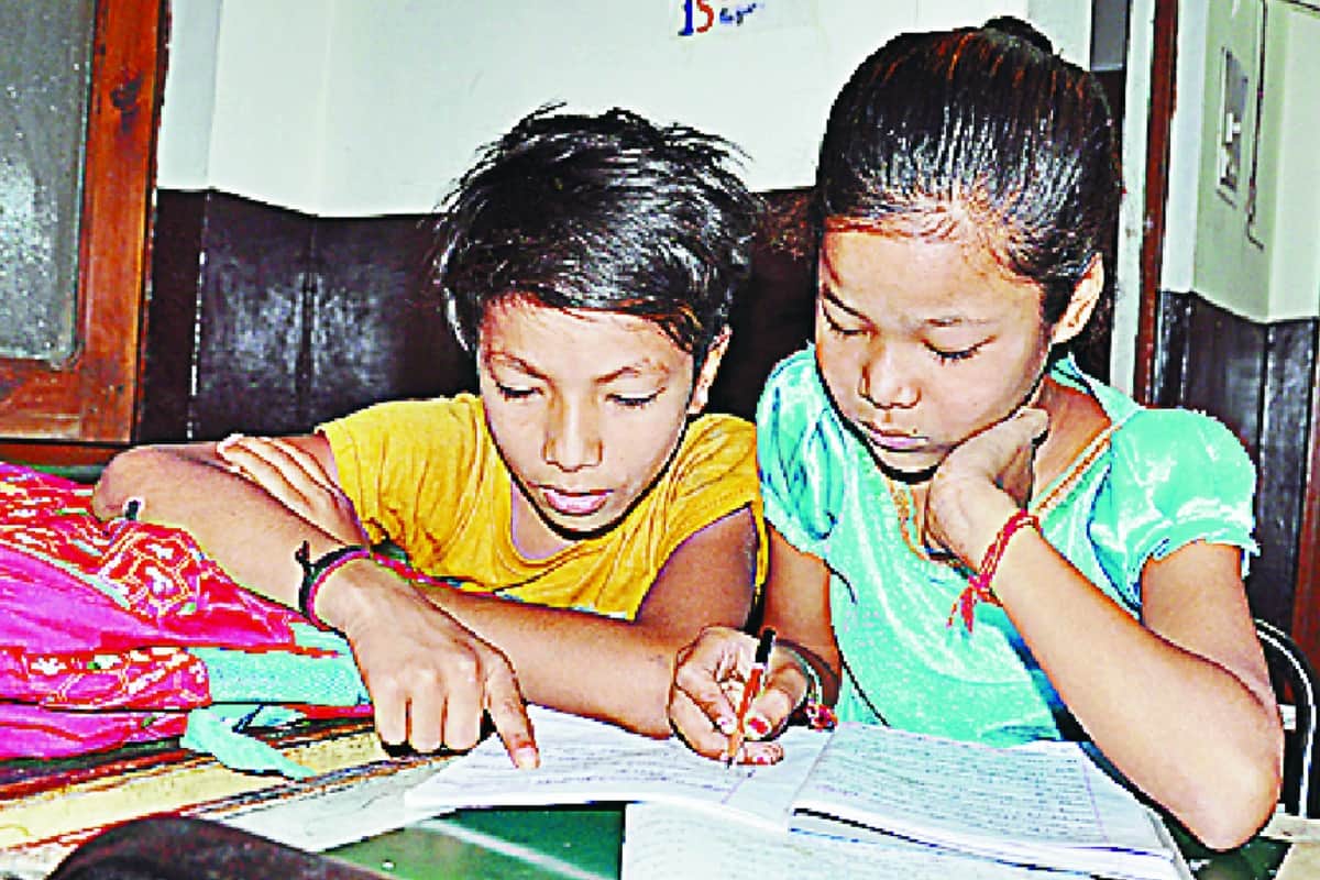 This temple turned into school in saharanpur, free education is giving to children