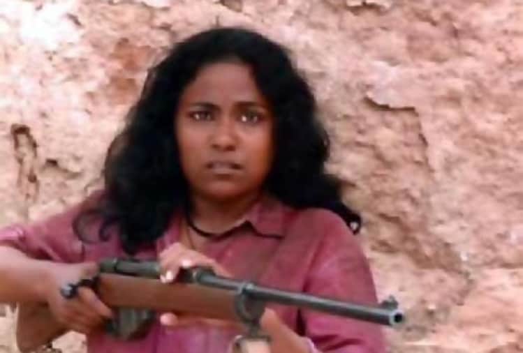 seema biswas crying after bandit queen film scenes