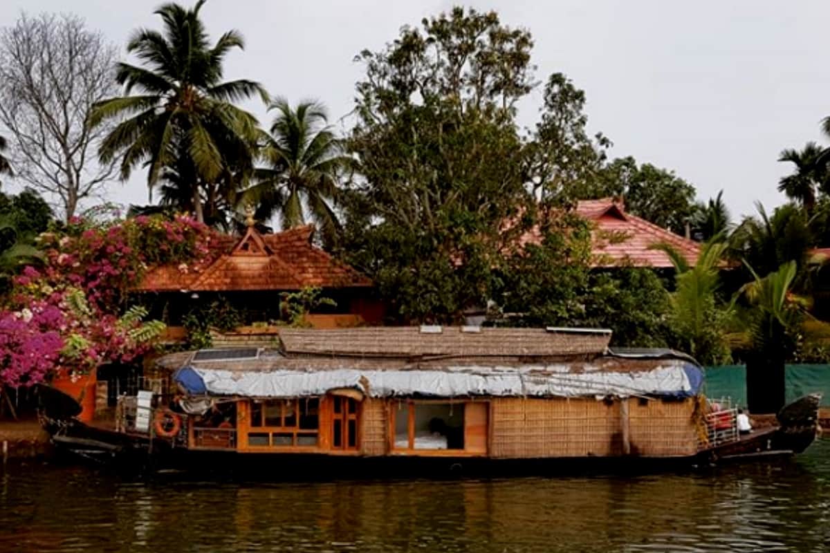 planning for tour, here is all about tourist places and package