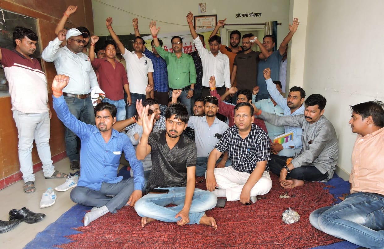 बिजली निगम के एसएसओ और पेट्रोलमैन को भेजा जेल