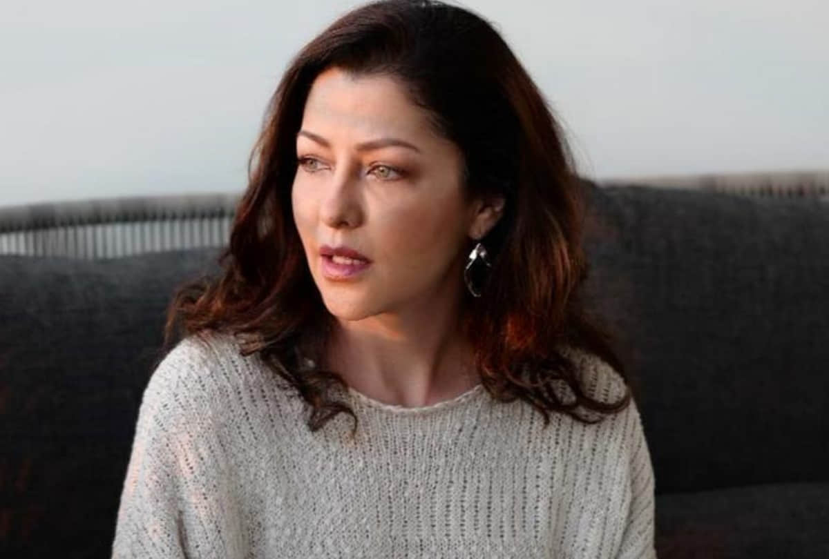 Aditi Govitrikar is India's first and only Mrs World, she is doing this work nowadays