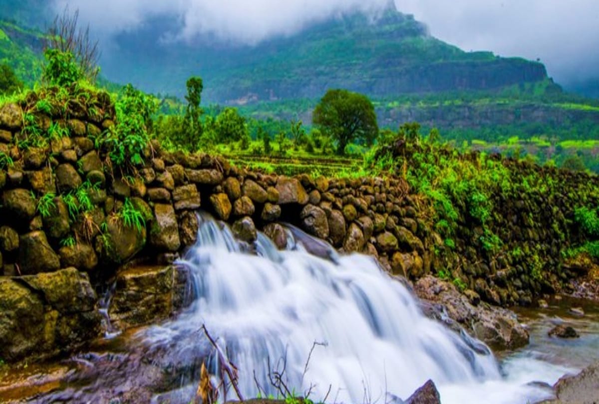 bhandardara best destination for camping