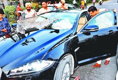 Panchkula police Caught one accused, two absconding