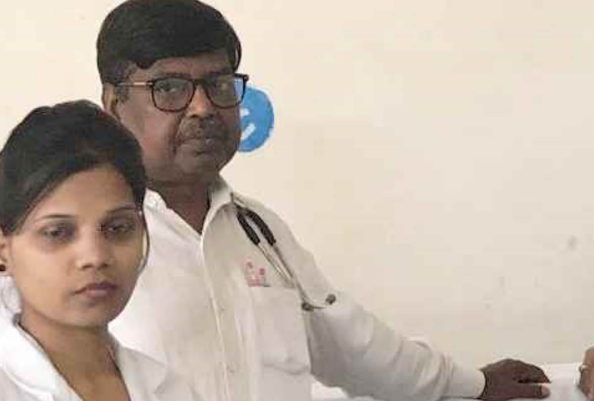 doctor vishnu kumar of Balrampur Hospital did treatment of patient on his own money
