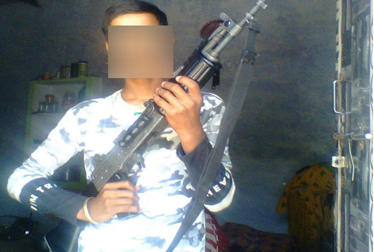 photo with Insas rifle in hands of minor boys goes viral on social media