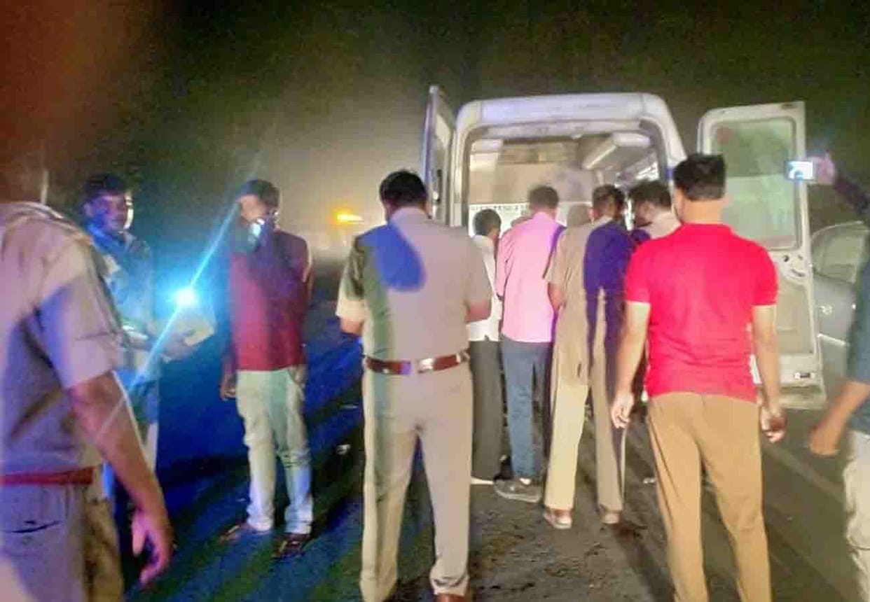 Road accident on highway, three people died