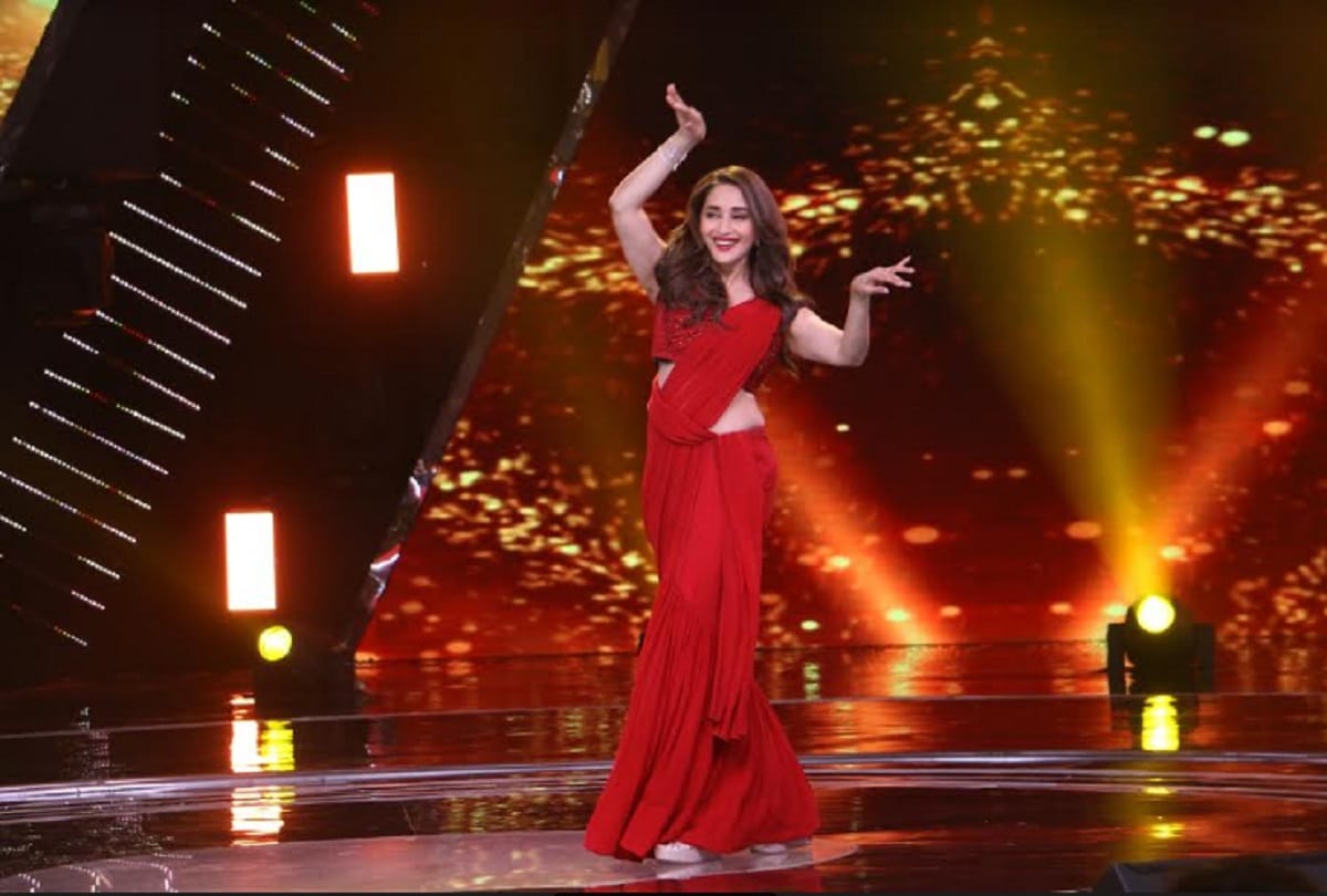 Madhuri Dixit dance throwback video goes viral from the Kirron Kher and malaika arora show Indias got talent