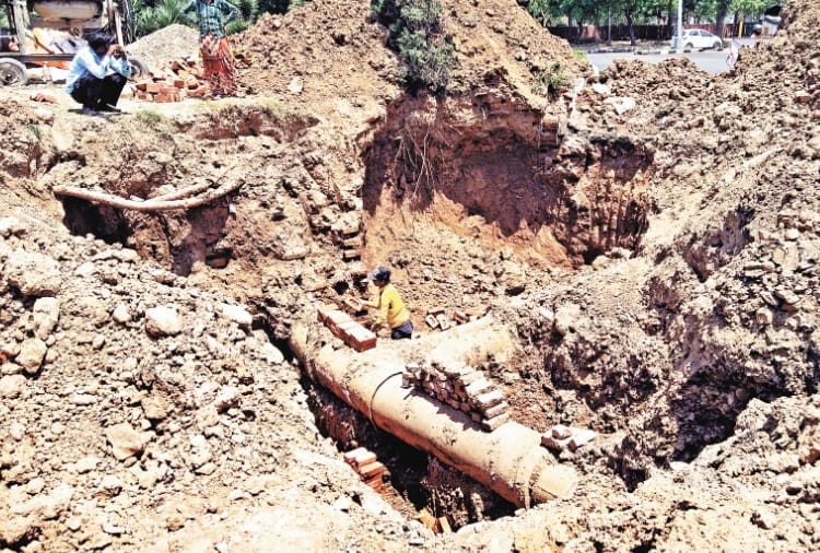 PGI Chowk Chandigarh Water Leakage Problem will Sort Out Soon