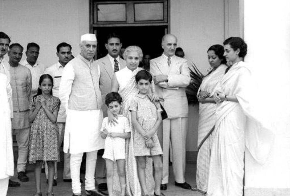 rajiv gandhi death anniversary see his life in unseen photos how he became pm from pilot